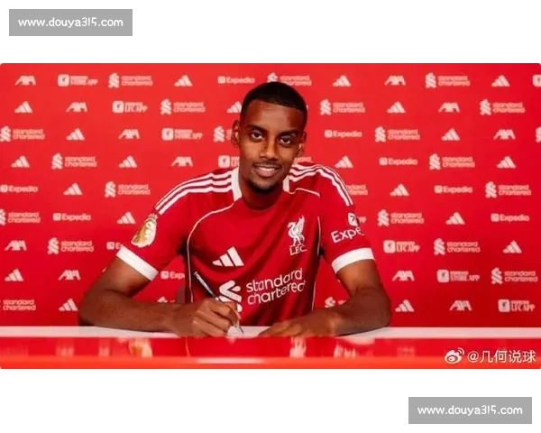 利物浦 1.25 亿豪购伊萨克 名记力劝锋霸勿独行：纽卡生涯已终结？