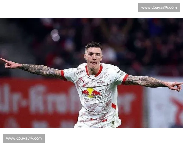 伊萨克罢赛施压转会 纽卡锁定双替身加速交易