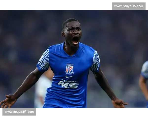 申花锋线迎救兵！米内罗伤缺 4 个月，新援阿苏埃火线加盟